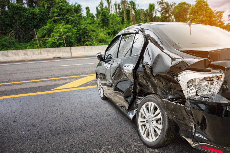 wp7412512-car-accident-wallpapers-768x512
